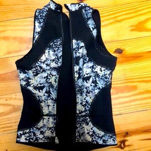 Lululemon xs reversible Vest